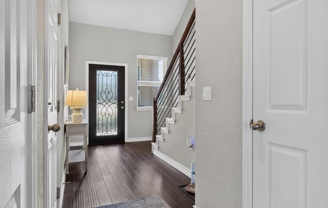 21007  Chestnut Cv, San Antonio, TX 78266 — photo 5