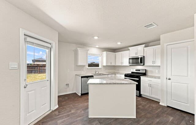 13611  Whisper Ranch, San Antonio, TX 78252 — photo 4