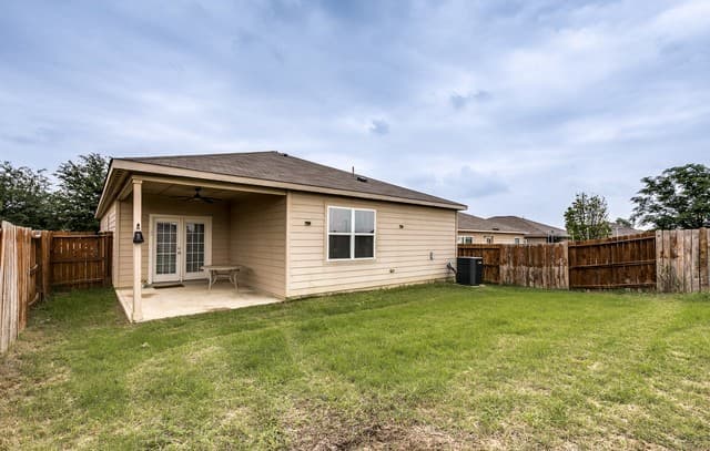 12114  Luckey Smt, San Antonio, TX 78252 — photo 12