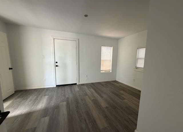 3022  El Paso St, San Antonio, TX 78207 — photo 6