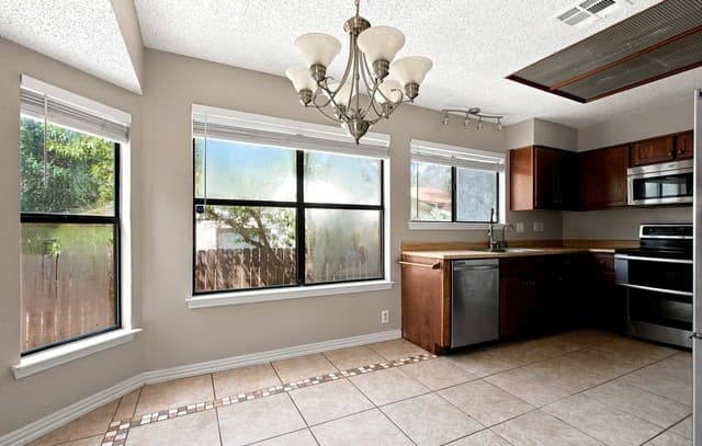 5415  Timbervale St, San Antonio, TX 78250 — photo 8