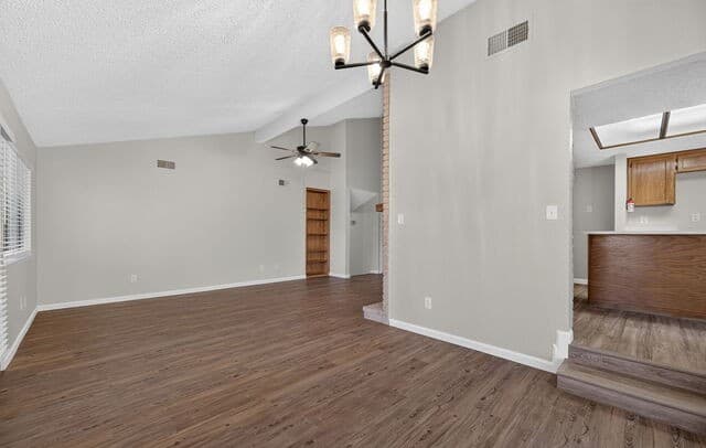 5006  Timber Rise, San Antonio, TX 78250 — photo 11
