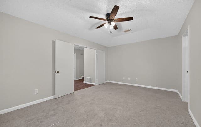 5006  Timber Rise, San Antonio, TX 78250 — photo 22