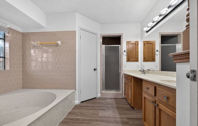 5006  Timber Rise, San Antonio, TX 78250 — photo 23