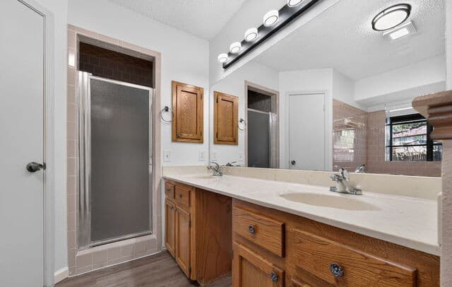 5006  Timber Rise, San Antonio, TX 78250 — photo 24