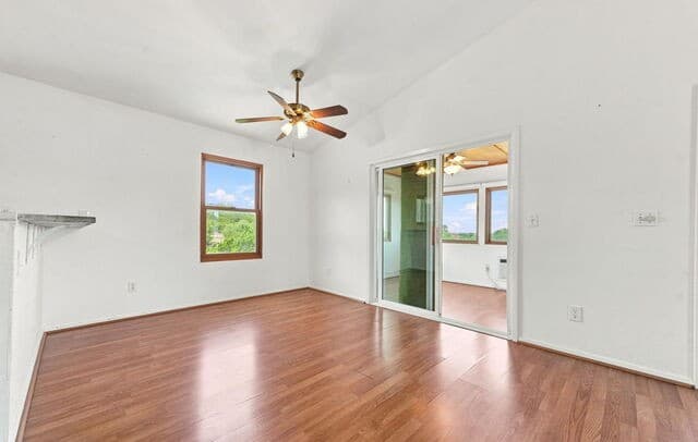 651  Colleen Dr, Canyon Lake, TX 78133 — photo 9