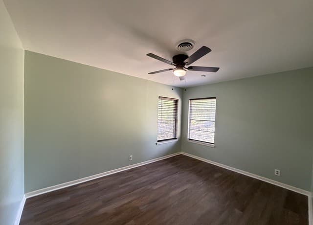 4702  Allegheny Dr, San Antonio, TX 78229 — photo 10