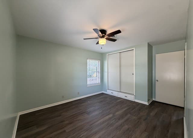 4702  Allegheny Dr, San Antonio, TX 78229 — photo 8
