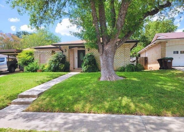 7007  Forest Grv, San Antonio, TX 78240 — photo 2