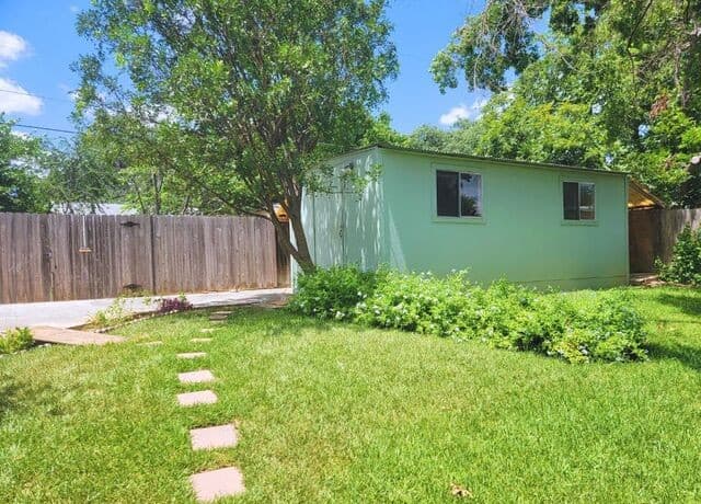 7007  Forest Grv, San Antonio, TX 78240 — photo 22