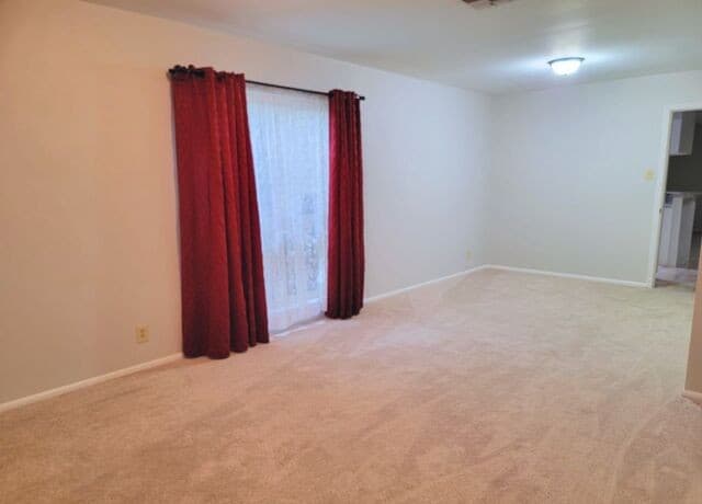 7007  Forest Grv, San Antonio, TX 78240 — photo 9