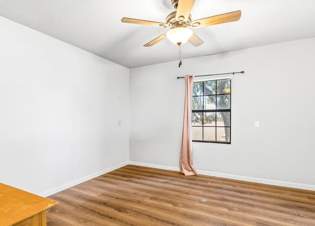706  4th. St., Floresville, TX 78114 — photo 16
