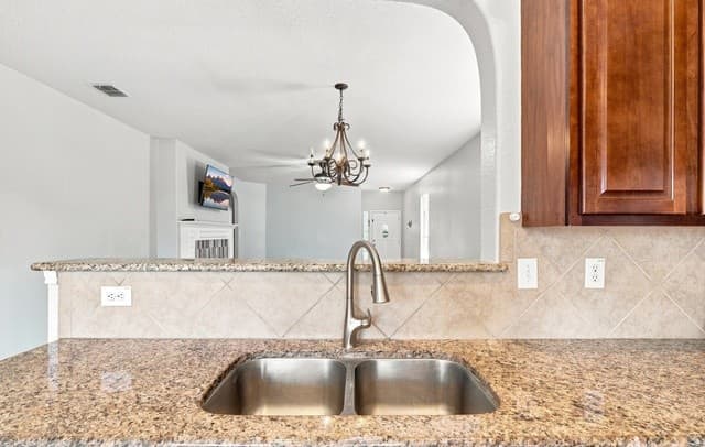 25022  Ashe Juniper, San Antonio, TX 78261 — photo 11