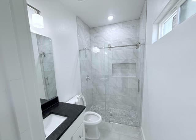 509  Judson Dr, Devine, TX 78016 — photo 7