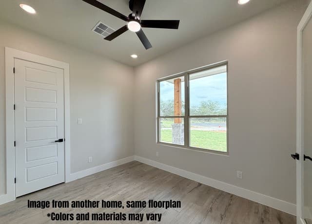 125  Timber Pl, La Vernia, TX 78101 — photo 7