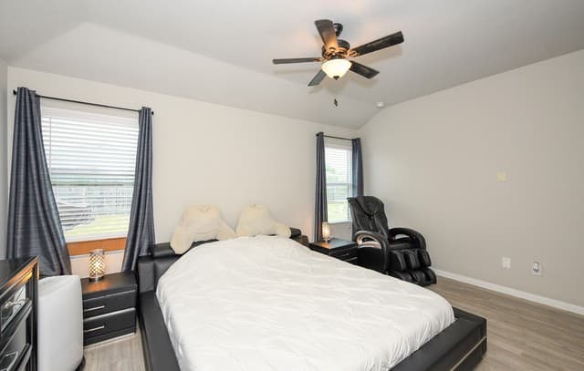 6703  Beehive Dr, San Antonio, TX 78252 — photo 17