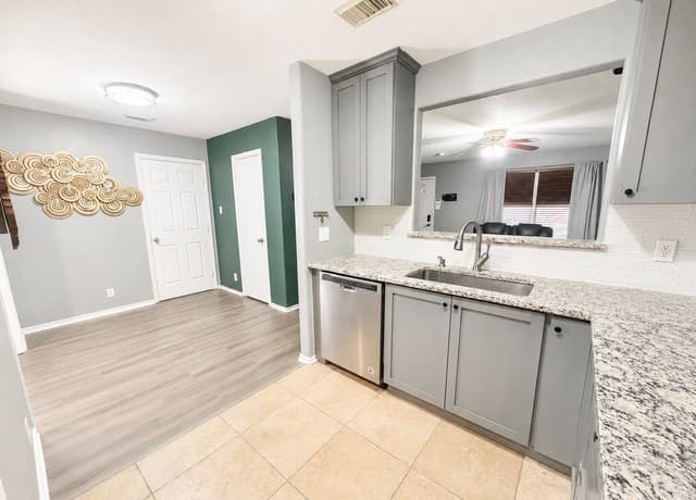 9643  Sekula Dr, San Antonio, TX 78250 — photo 2