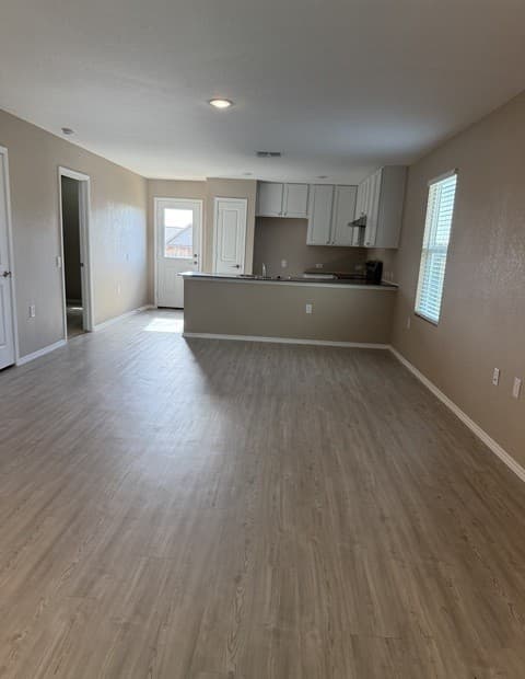 13243  Faxon Pass, San Antonio, TX 78221 — photo 3