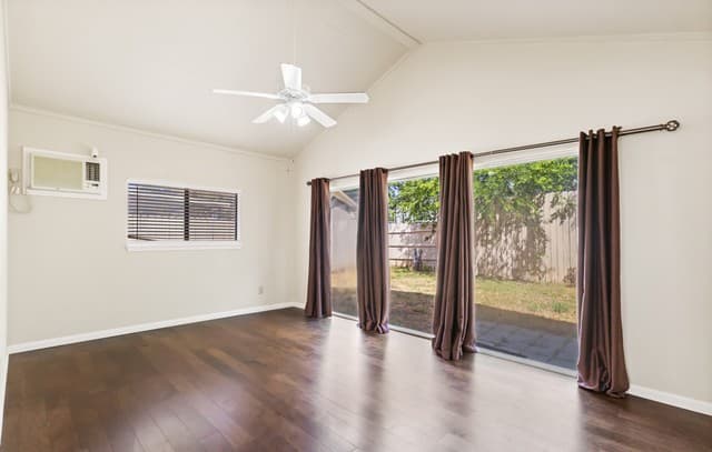 4907  Dare Ln, San Antonio, TX 78217 — photo 17