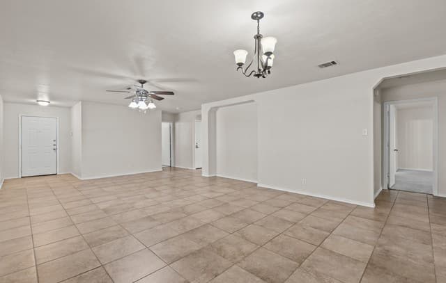 8840  Twin Oaks Ct, San Antonio, TX 78250 — photo 10