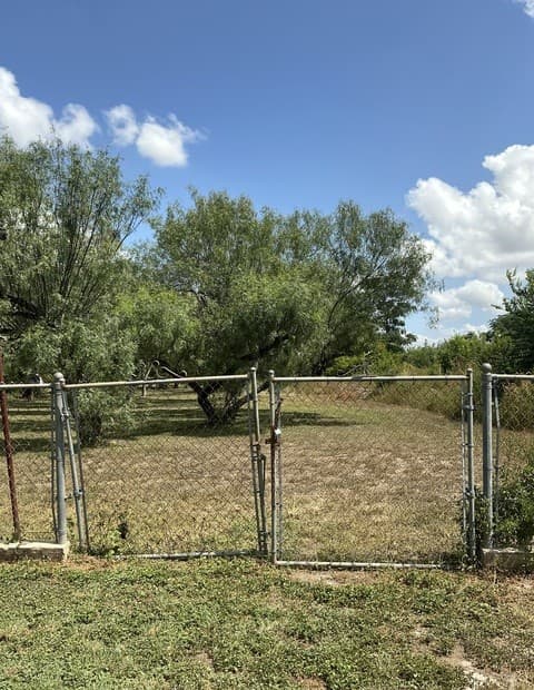 231  Orchard, San Antonio, TX 78220 — photo 25