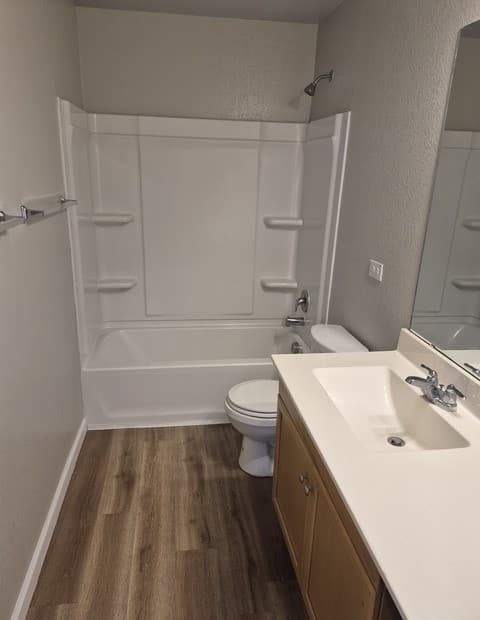 1323  Hawk Ct