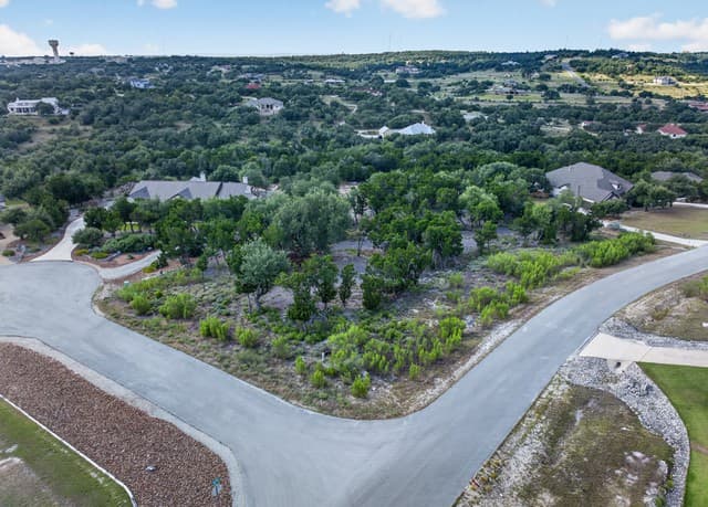 1466  Chianti, New Braunfels, TX 78132 — photo 5
