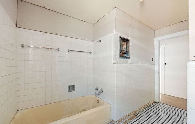 2727 E Houston St, San Antonio, TX 78202 — photo 14