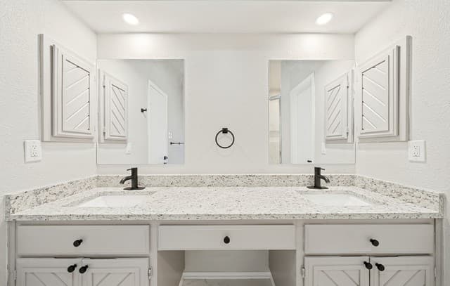 11919  Caraway Cv, San Antonio, TX 78213 — photo 20