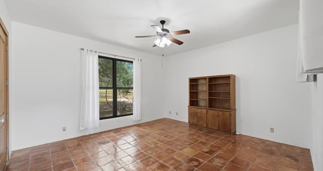 4025  Marion Rd, Marion, TX 78124 — photo 13