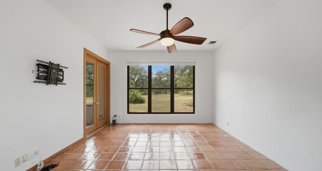 4025  Marion Rd, Marion, TX 78124 — photo 15
