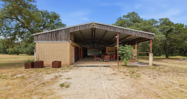 4025  Marion Rd, Marion, TX 78124 — photo 23