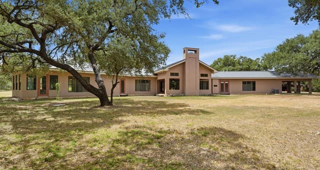 4025  Marion Rd, Marion, TX 78124 — photo 5
