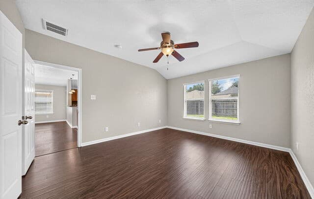 368  Wagon Wheel Way, Cibolo, TX 78108 — photo 15