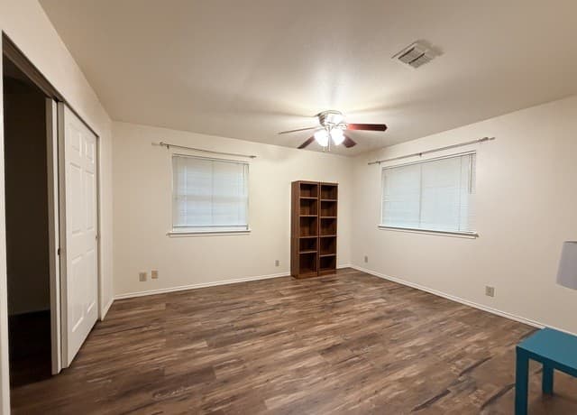 215  Whisper Wood Ln, San Antonio, TX 78216 — photo 18