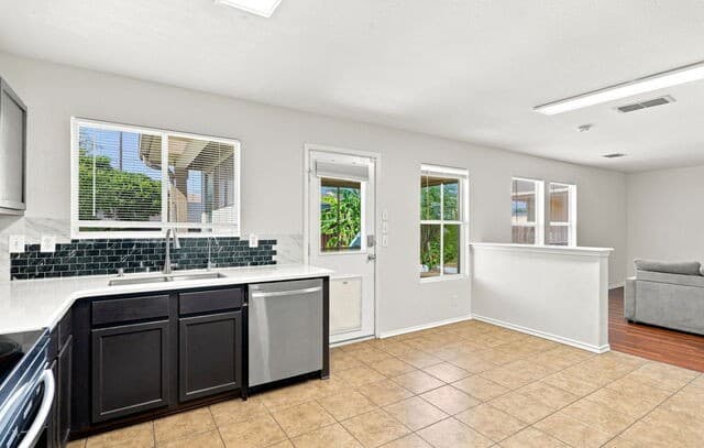 5931  Valparaiso Way, San Antonio, TX 78249 — photo 18