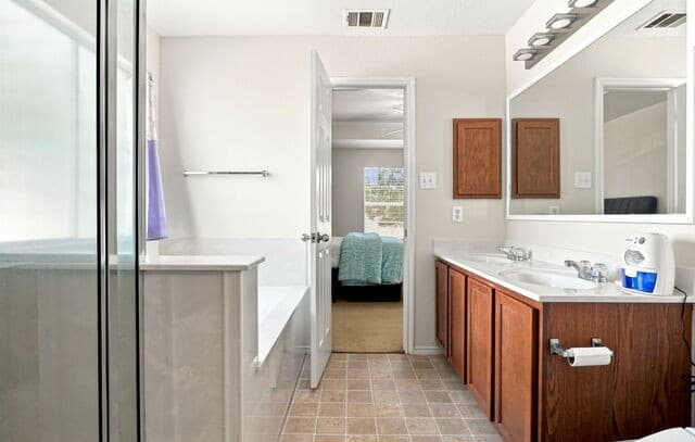 5931  Valparaiso Way, San Antonio, TX 78249 — photo 22