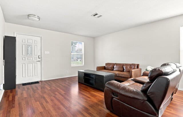 5931  Valparaiso Way, San Antonio, TX 78249 — photo 6