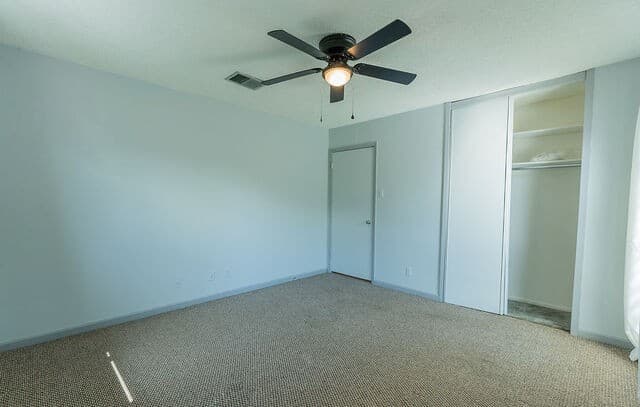 13115  Larkyorke, San Antonio, TX 78233 — photo 12