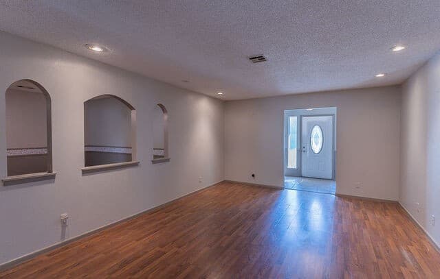 13115  Larkyorke, San Antonio, TX 78233 — photo 4
