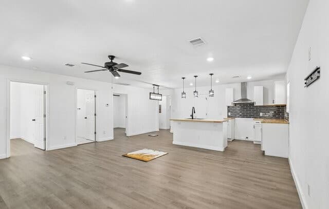 1710  Alametos, San Antonio, TX 78201 — photo 4