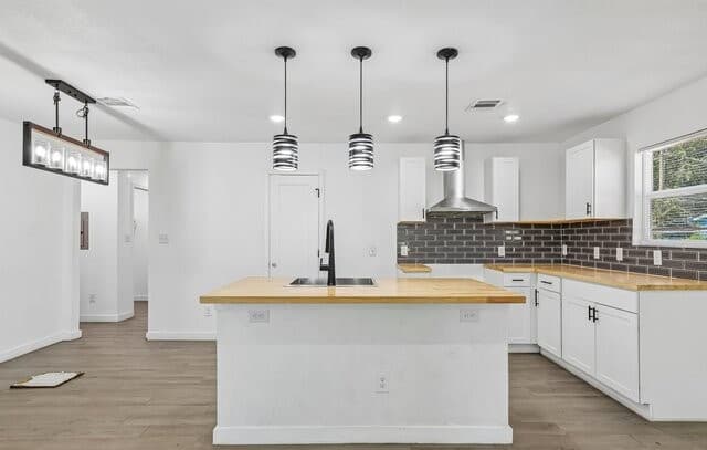 1710  Alametos, San Antonio, TX 78201 — photo 5