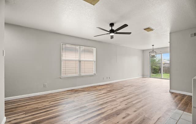 6431  Flatstone Pass, Converse, TX 78109 — photo 5