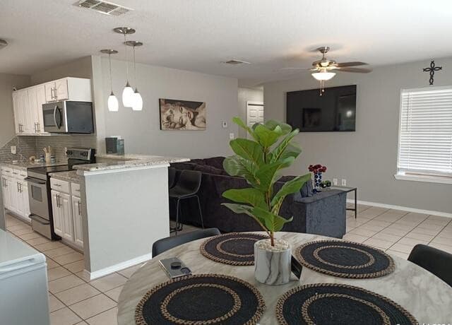 420  Canyon Edge, Canyon Lake, TX 78133 — photo 4