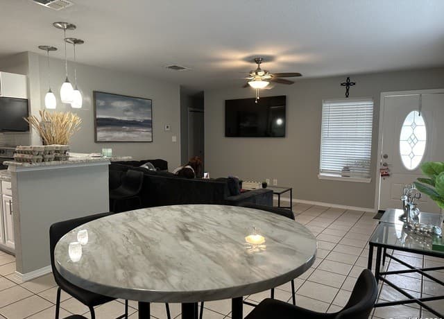420  Canyon Edge, Canyon Lake, TX 78133 — photo 6