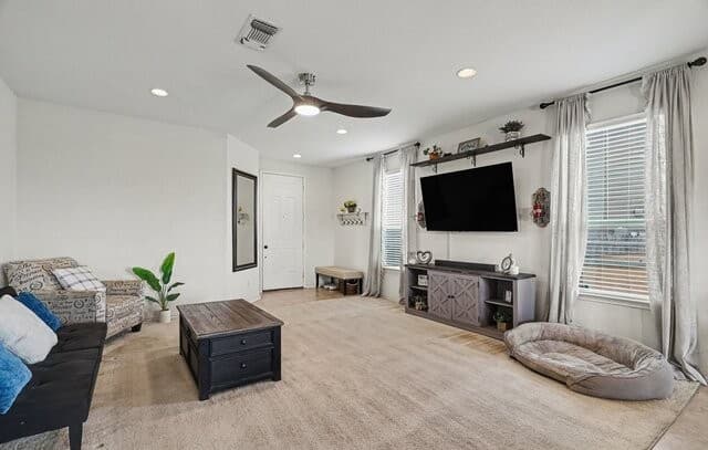 7602  Palomino Cv, San Antonio, TX 78244 — photo 2