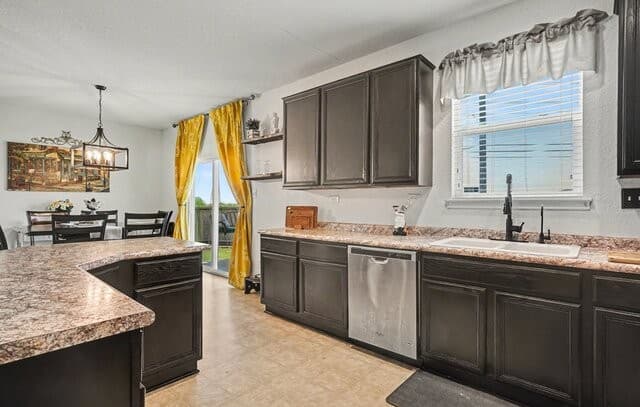 7602  Palomino Cv, San Antonio, TX 78244 — photo 7