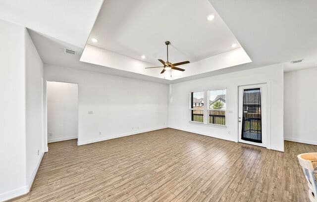 116  Woodbridge Dr, La Vernia, TX 78121 — photo 5