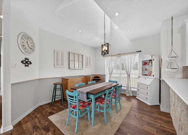 247  S Palo Alto Dr, Floresville, TX 78114 — photo 11