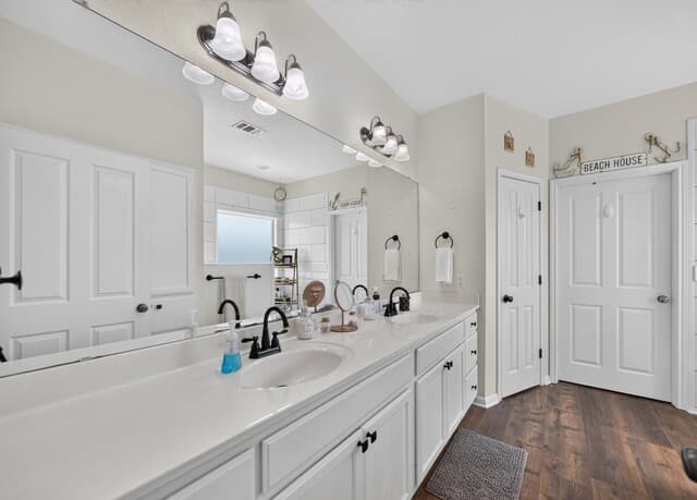 247  S Palo Alto Dr, Floresville, TX 78114 — photo 18